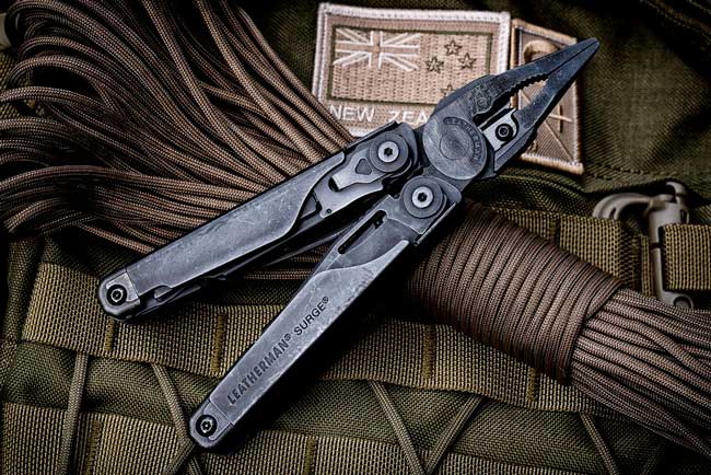 Leatherman Surge BLACK with Molle sheath-12386