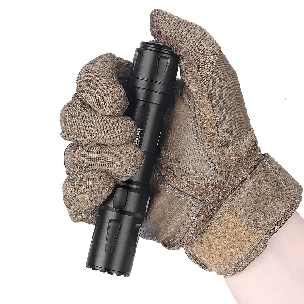 Olight Odin Picatinny-Mount Tactical Flashlight Kit - 2000 Lumens (300m)