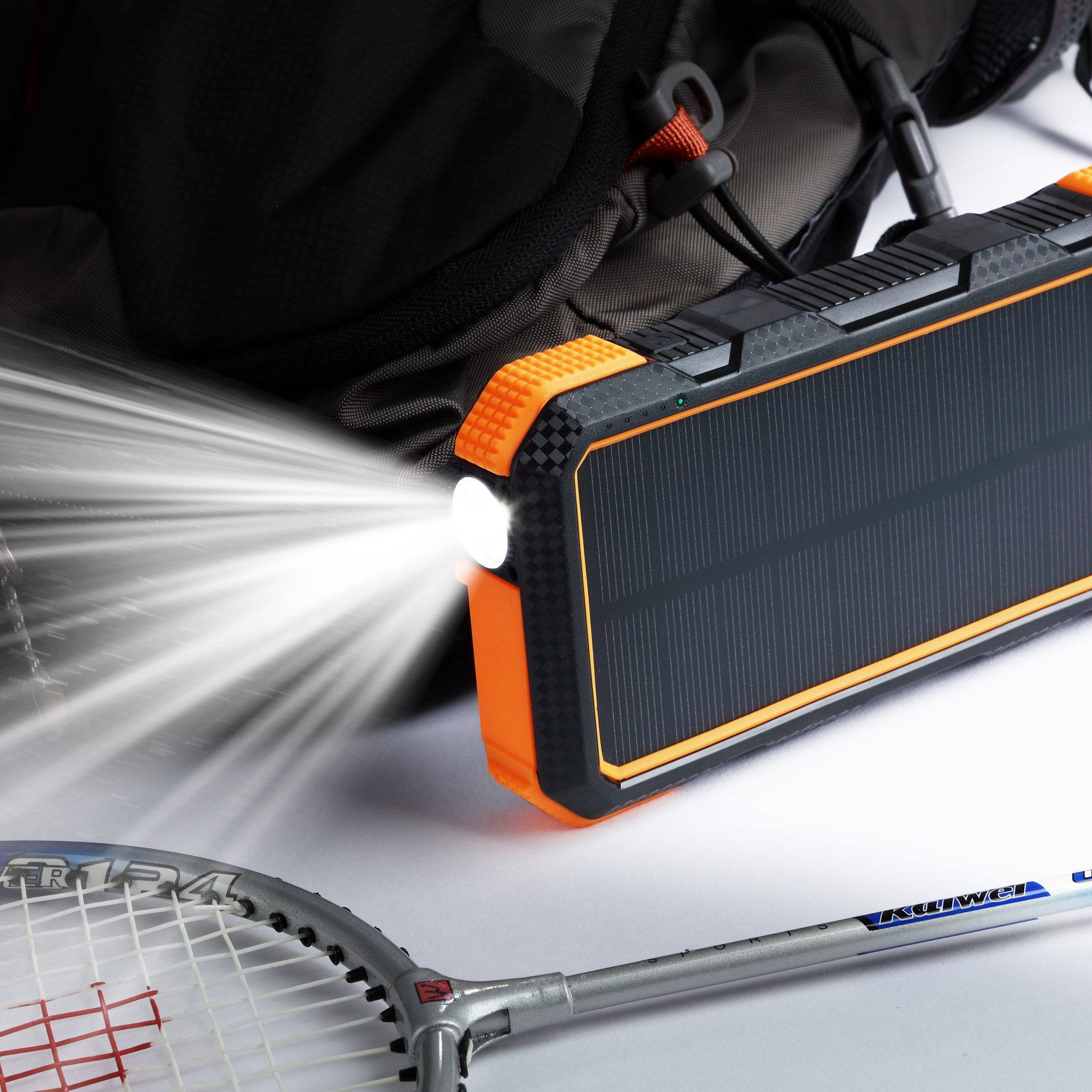 30000 mAh Wireless Solar Power Bank (Solid Black)