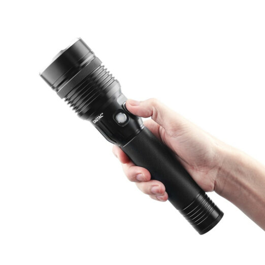 Eagtac MX30L2-R Rechargeable Security Torch (4500 Lumens, 492 Metres)