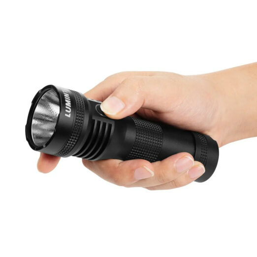 Lumintop D3 V2 Compact Rechargeable Flashlight/Power Bank (6000 Lumens, 605 Metres)