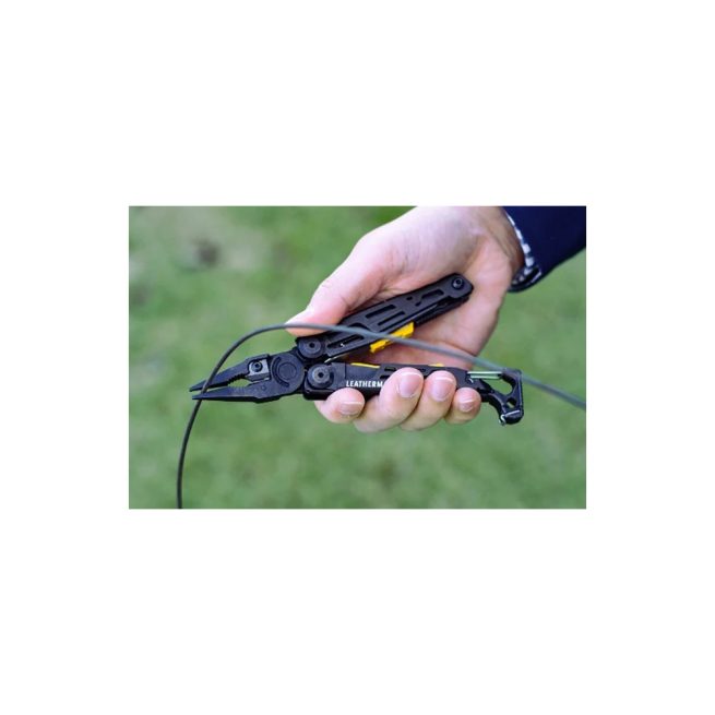 Leatherman SIGNAL® Black with Button Pouch - Image 9