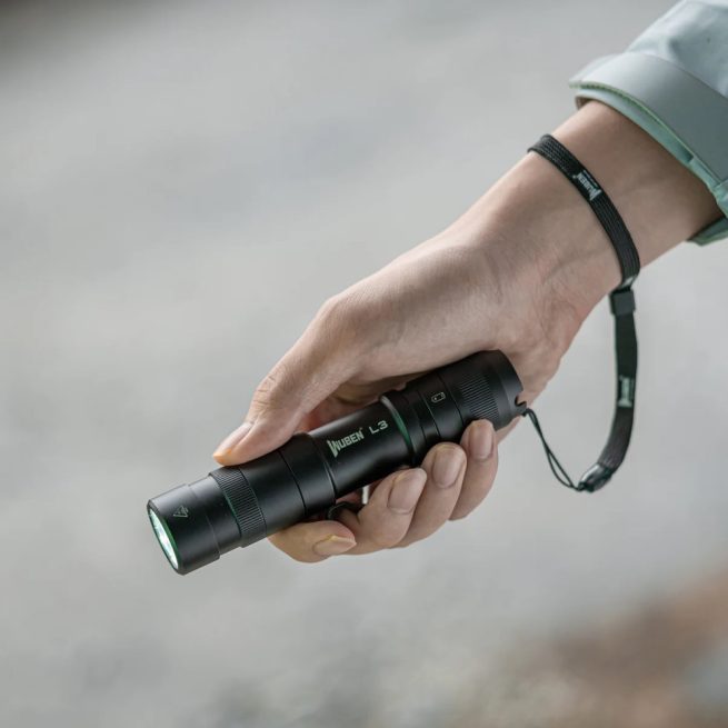Wuben L3 Fast Charging Flashlight USB-C - 3000 Lumens, 226 Meters - Image 9