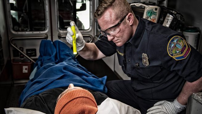 Pelican 1975i Safety Certified Penlight - 2AAA - Image 3