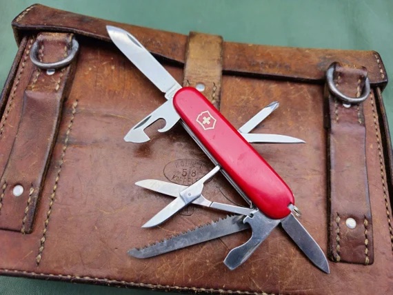 Victorinox