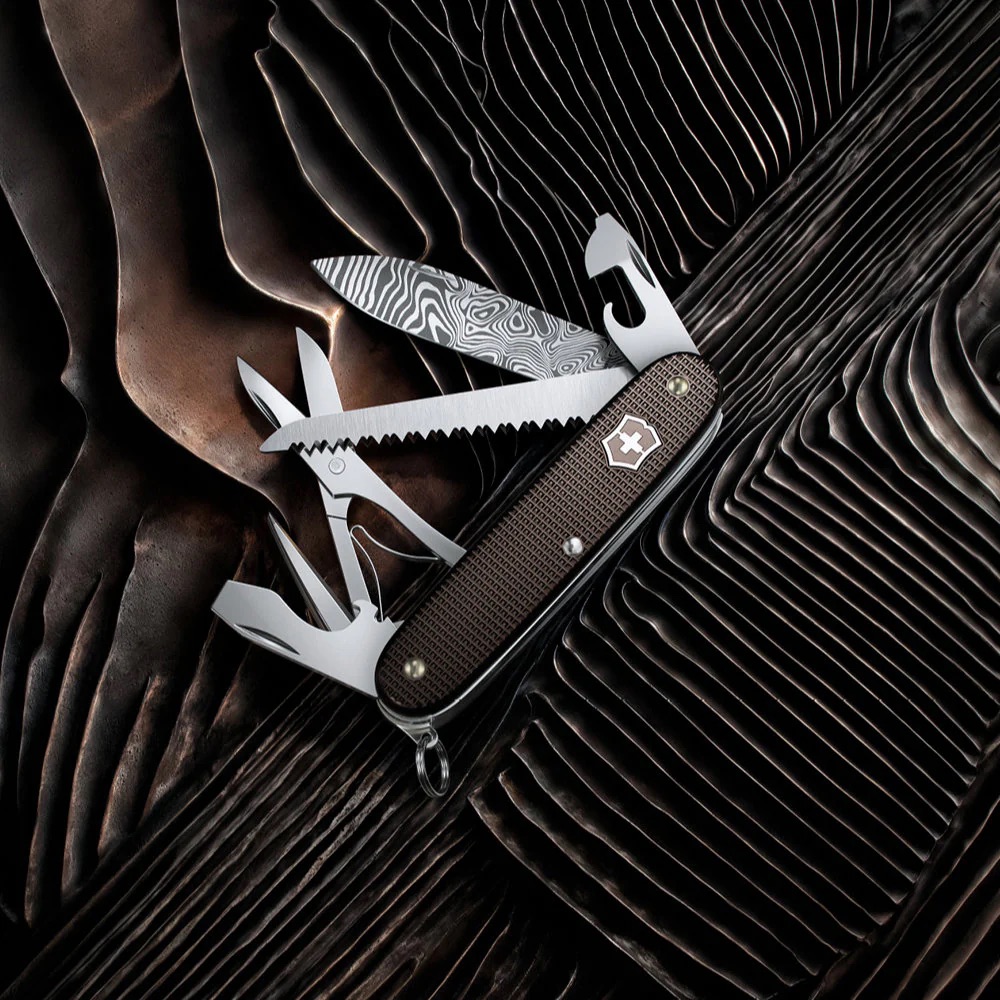 Swiss Army Knives