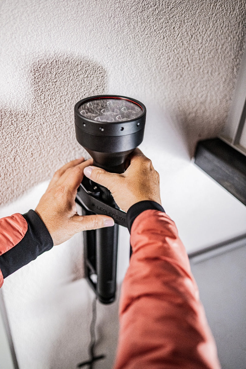 Ledlenser P21R Searchlight - 12,000 Lumens, 1100 Metres - Image 12