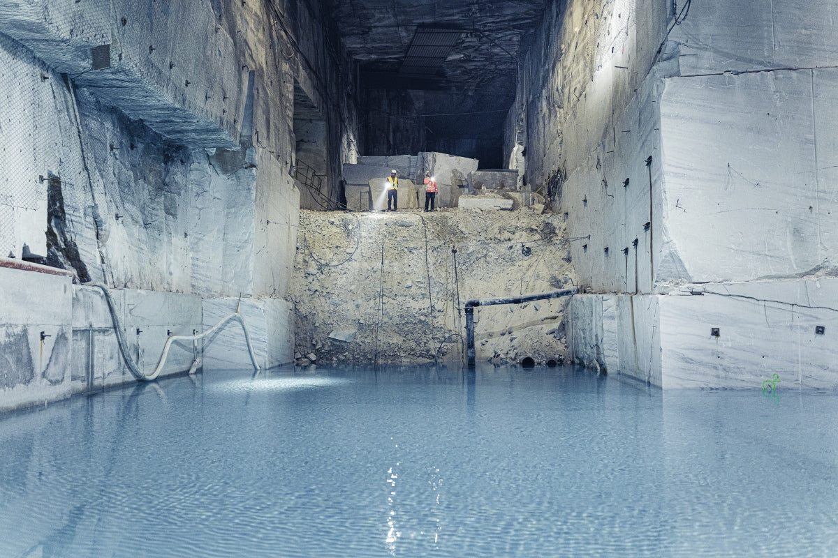 Ledlenser P21R Searchlight - 12,000 Lumens, 1100 Metres - Image 6