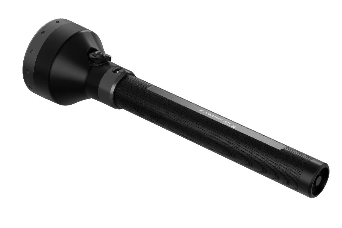 Ledlenser P21R Searchlight - 12,000 Lumens, 1100 Metres - Image 2