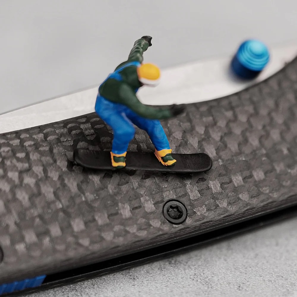 Vosteed Marten 330 - Top Liner Lock ( 3.30" 154CM Blade & Carbon Fiber Handle) - A1611 - Image 6